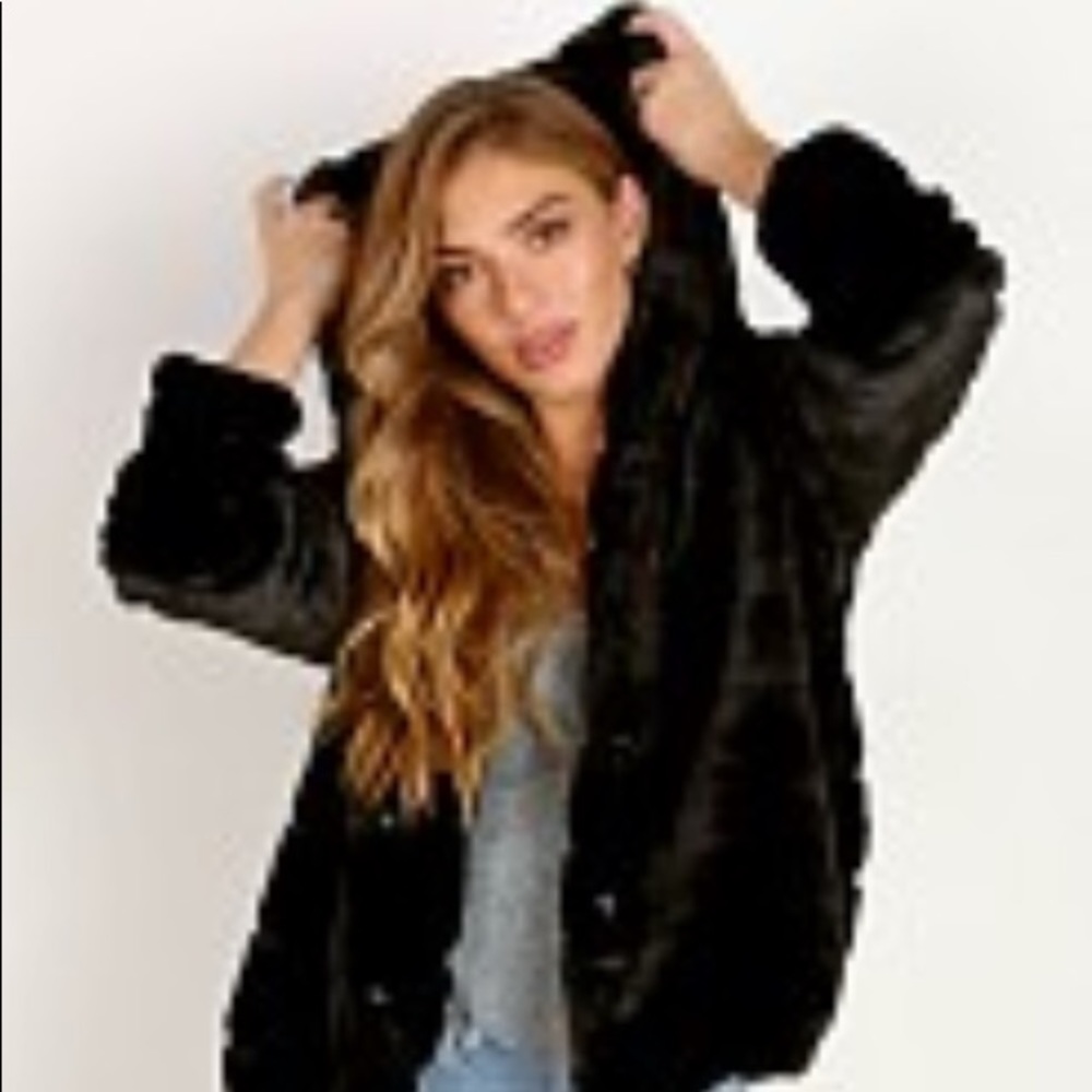 -LF Black Faux Fur Hooded Jacket BNWT